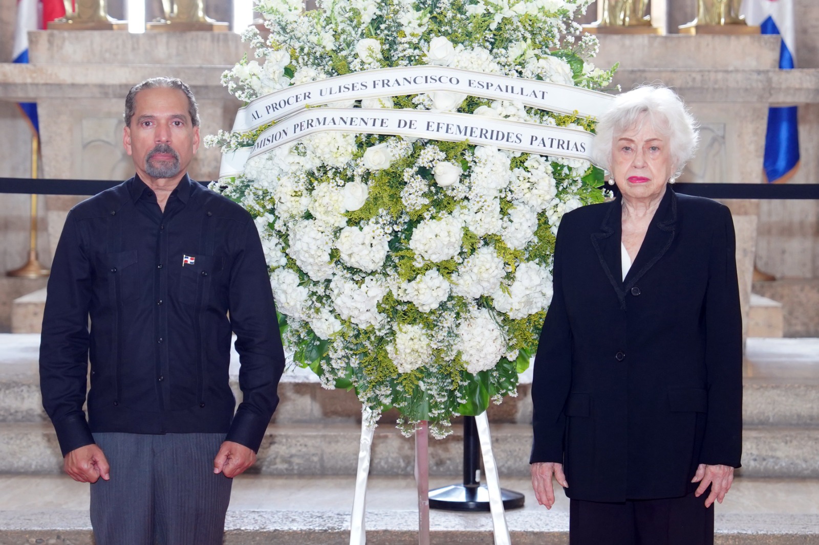 Juan Pablo Uribe y la Dra. Ortiz Bosch